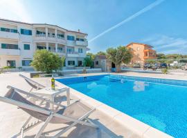 Apartments Ruzmarin, hotel din Lun