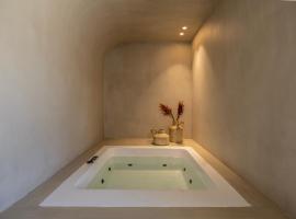 Elea Luxury suites, hotel Kardámenában
