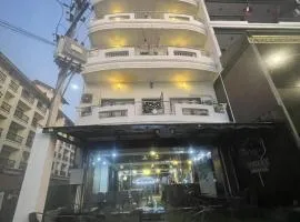 Lucky city hotel