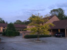 Domaine du Bois d'Hez - Corporate Privative Hotel, hotel v destinaci Genappe