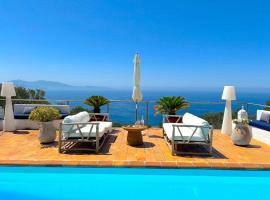 Villa Paomia，位于卡尔热斯的酒店