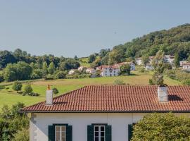 Maison Gamboia, chambres d'hôtes au calme avec jardin, hotel v destinaci Hasparren
