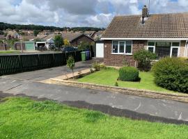 Sands Lane Retreat - Cozy Bungalow in Hunmanby, Bungalow in Filey