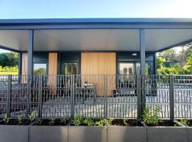 Ancarano mobile house & whirlpool, hotel en Ankaran