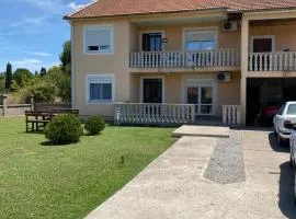 Airport Studio Apartmani Delić