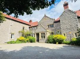 Berthlwyd Country House