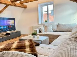 Good Wood Apartment - Modernes Fachwerk am Marktplatz in Freudenstadt