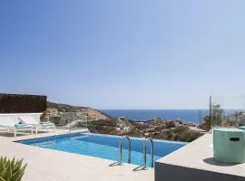 Royal Garden Villas