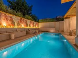 Aladdin Luxury Suites With Shared Pool