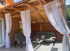 Apartmani Visnja