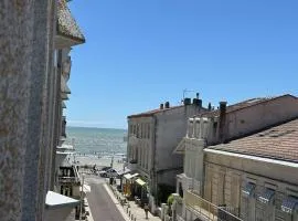 T2 lumineux avec balcon à 50m de la plage à Pontaillac, parking inclus - FR-1-494-214