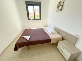 Apartamentos Lowcost Benicarlo 3000, hotel u gradu Benikarlo