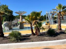 Camping 4 étoiles Mobile home 4 à 6 personnes, hotel v destinaci Aureilhan