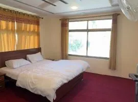 Reesa Resort