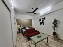 Enzo Studio Apartment at Pali Hill