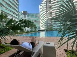 Cozy Stay for a Family or Friends with FREE POOL access