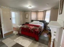 C Jay Homes 6 minutes Walk to Journal square
