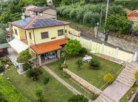 Casa Lilli - Vista Mozzafiato a pochi passi da Forte dei Marmi