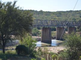 Three Bridges B&B, huisdiervriendelijk hotel in Hoedspruit