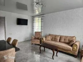 5 Bedroom Apartment