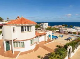 Villa Claudia by Villa Plus