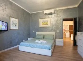 Bettí House vasca idromassaggio metro C Alessandrino - San Giovanni e trenino laziali-Termini -Bettí House