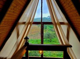 Lindo Chalé Suiço em Mulungu, khách sạn ở Mulungu