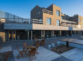 Rayentray Puerto Piramides, hotel na praia em Puerto Pir&aacute;mides