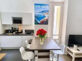 FRGK "Chic 1 Bedroom Apartment Center Antibes Style Comfort "