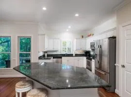 1006 Crooked Oaks