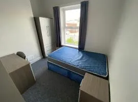 Elegant 4-Bedroom Apartment at Kexgill