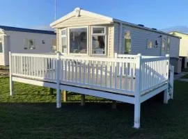 The Retreat - Gold
