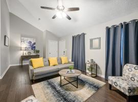 Lots of Hot Spots & Activities Near This Townhome, hotel i Cartersville