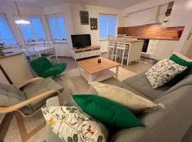 Grosses Apartment mit Balkon 74m2 für 4 Personen