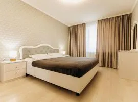 Luxury Big Family Apart on Golovna поряд з ТЦ ДЕПОТ та АТБ
