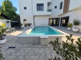 POOL RESORT - Lux residence apartman 1