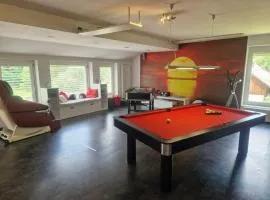 Laura's house
