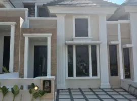Villa Atlantis Feastpool Malang F5