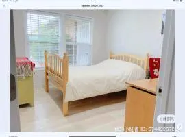 1 bedroom in a quiet neighborhood near the main street - Room B