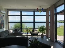 Enkhuizer Strand Chalet Asami San Erste Reihe mit Zaun Haus Nr 262