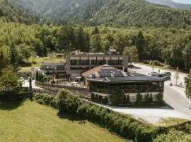 Ramilia Family Apartments Restaurant & Pizzeria