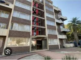 Bright & Airy 2BR in CBD Harare Modern with city view