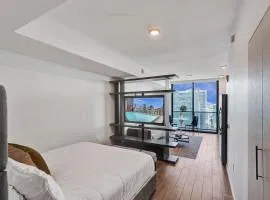 2304 Luxury Miami Studio Stunning Bay View