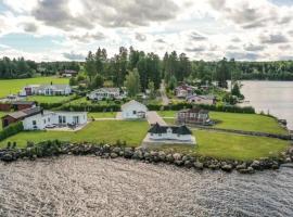 Udden, hotel pro pobyt s dom&aacute;c&iacute;mi mazl&iacute;čky v destinaci Karlskoga