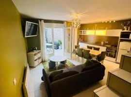 PARIS 20 min ORLY Aeroport 10 min Maison Paradis vert