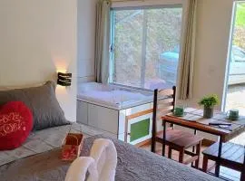 Chalé Som do Riacho e Chalé Riacho Sereno, com Hidromassagem e Lareira á 20 minutos de Gonçalves-MG