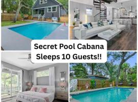 Secret Pool Cabana- Mins to Downtown and Beach, hotel v destinaci St. Augustine