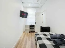 Room in montreal