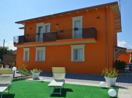 Resort Nika, hotel in Torretta
