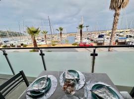 Marina dei Sogni - Appartamento fronte mare con terrazza e aria condizionata, hotel en San Lorenzo al Mare